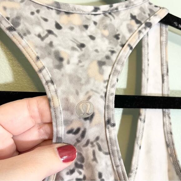 Lululemon Athletica  Racerback RCB Tank Grey Multicolor Size Small - Picture 8 of 9